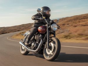Moto : ces 5 erreurs que 80 % des motards débutants font sans le savoir – la 3ᵉ peut vous coûter très cher !