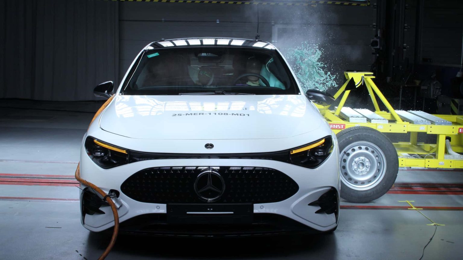 Mercedes CLA reine des crash tests : les SUV électriques aussi sûrs que surprenants — les résultats Euro NCAP qui vont vous étonner
