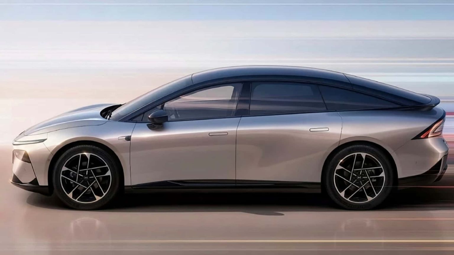 Xpeng P7+ : la berline hybride qui promet 430 km 100% électriques — la révolution chinoise est‑elle déjà là ?