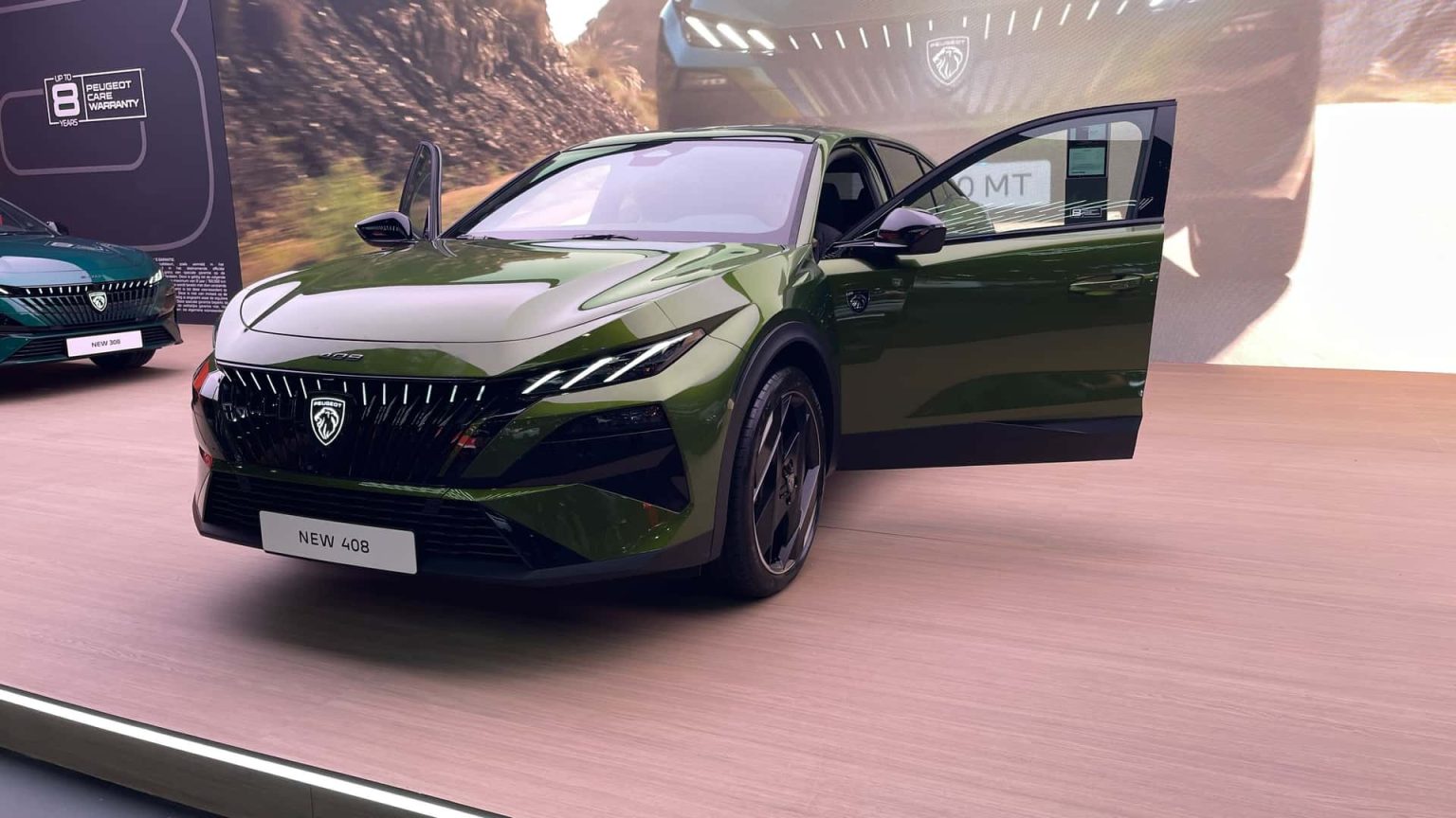 Peugeot 408 2026 : la nouvelle hybride plug‑in de 240 ch qui revendique 85 km en tout‑électrique — faut‑il craquer ?