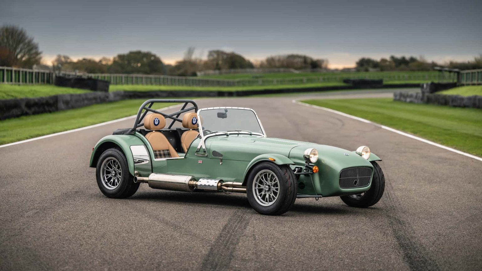 Caterham dévoile une Seven HWM en édition limitée : seulement 19 exemplaires — qui va rafler la sienne ?