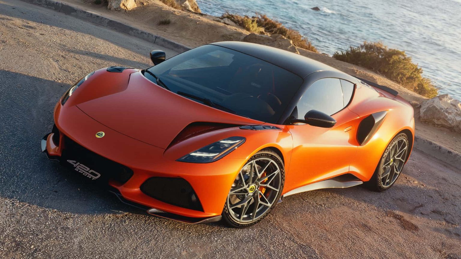Lotus Emira 420 Sport : la compacte ultime arrive — 420 ch, look radical et sensations garanties