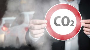 CO2 : l’UE frappe fort — pourquoi votre constructeur risque de payer des milliards (et ce que ça change pour vous)