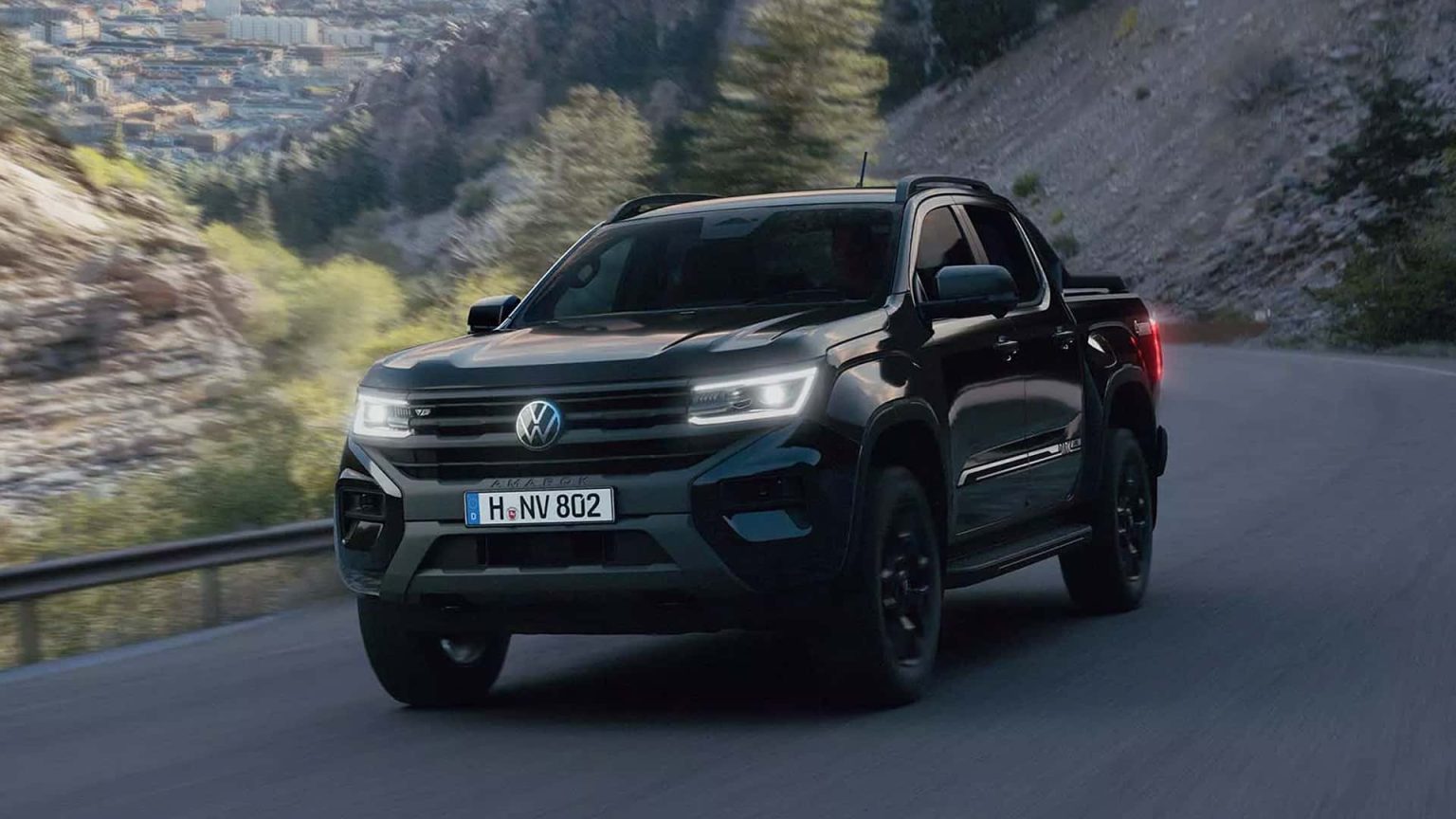 Amarok Dark Label : le pick‑up noirâtre et musclé de VW (241 ch) qui veut voler la vedette