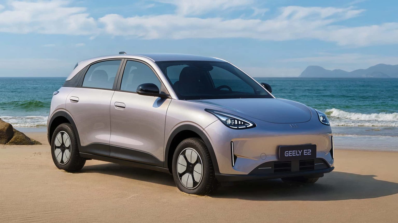 Geely E2 : la compacte électrique à propulsion arrière qui promet 345 km — séduisante ou trop audacieuse pour la ville ?